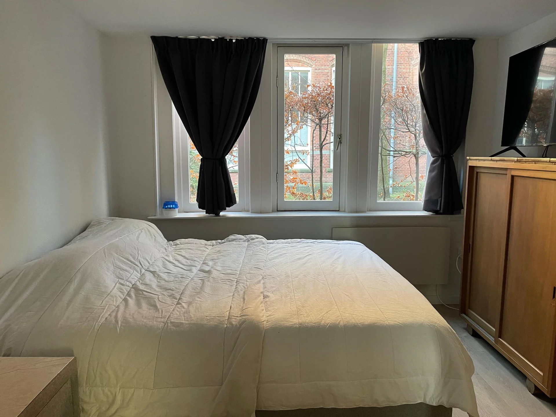 Foto van de Kamer gelegen aan de Eerste Leeghwaterstraat in Amsterdam