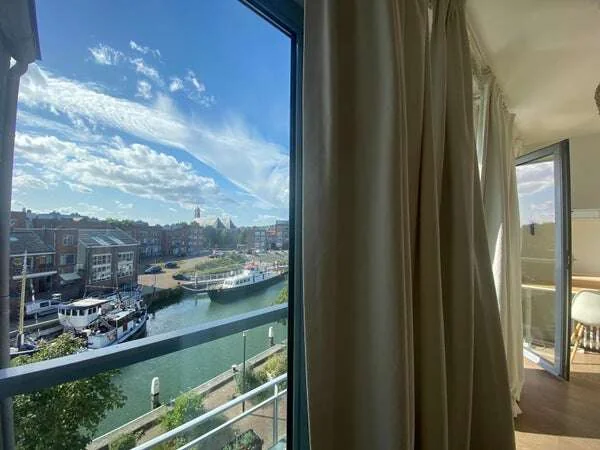 Foto van de Appartement gelegen aan de Schuttevaerkade in Dordrecht