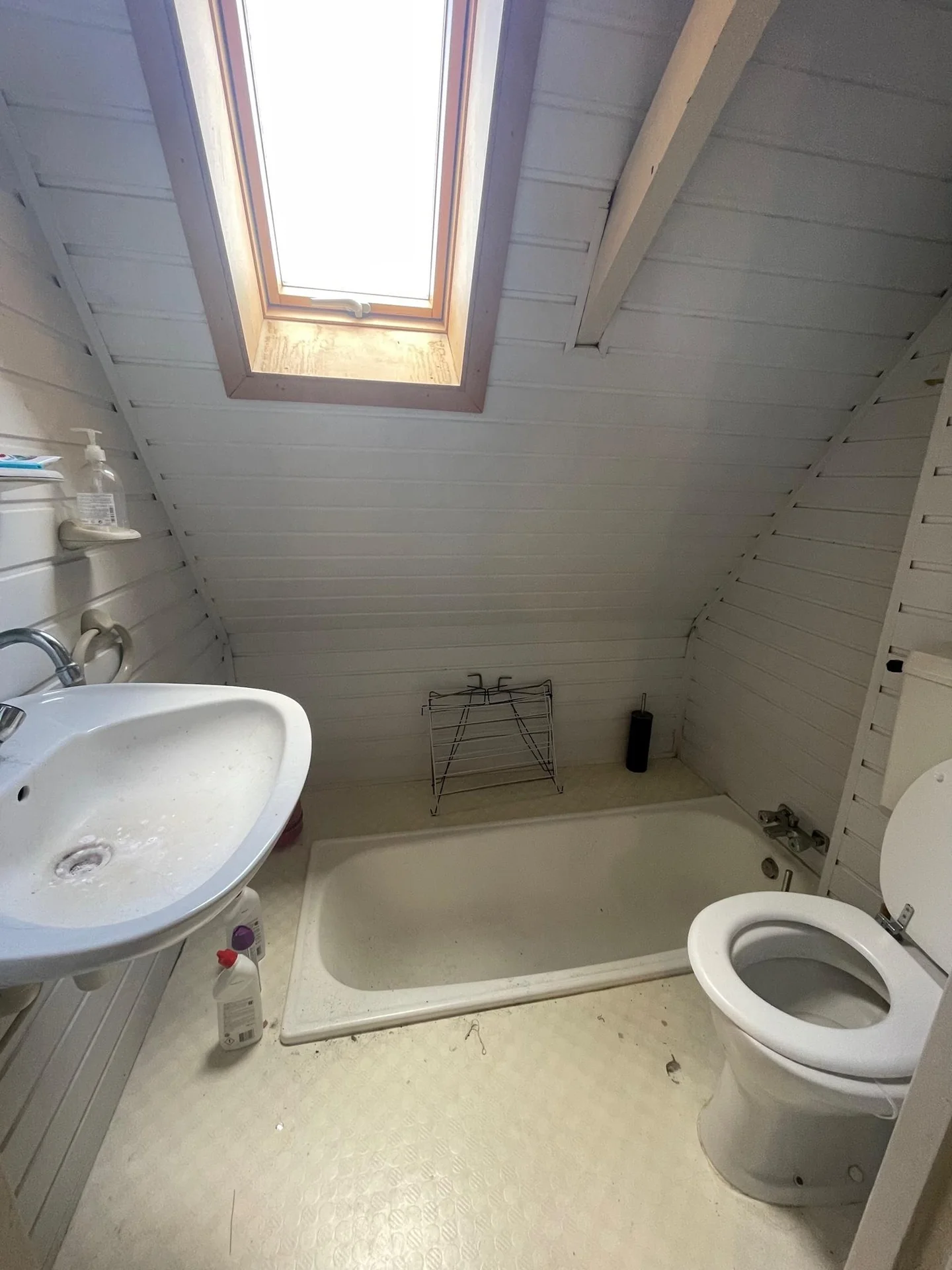 Foto van de Kamer gelegen aan de Helper Westsingel in Groningen