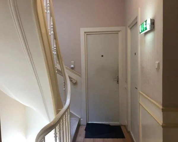 Foto van de Kamer gelegen aan de Van Blankenburgstraat in Den Haag