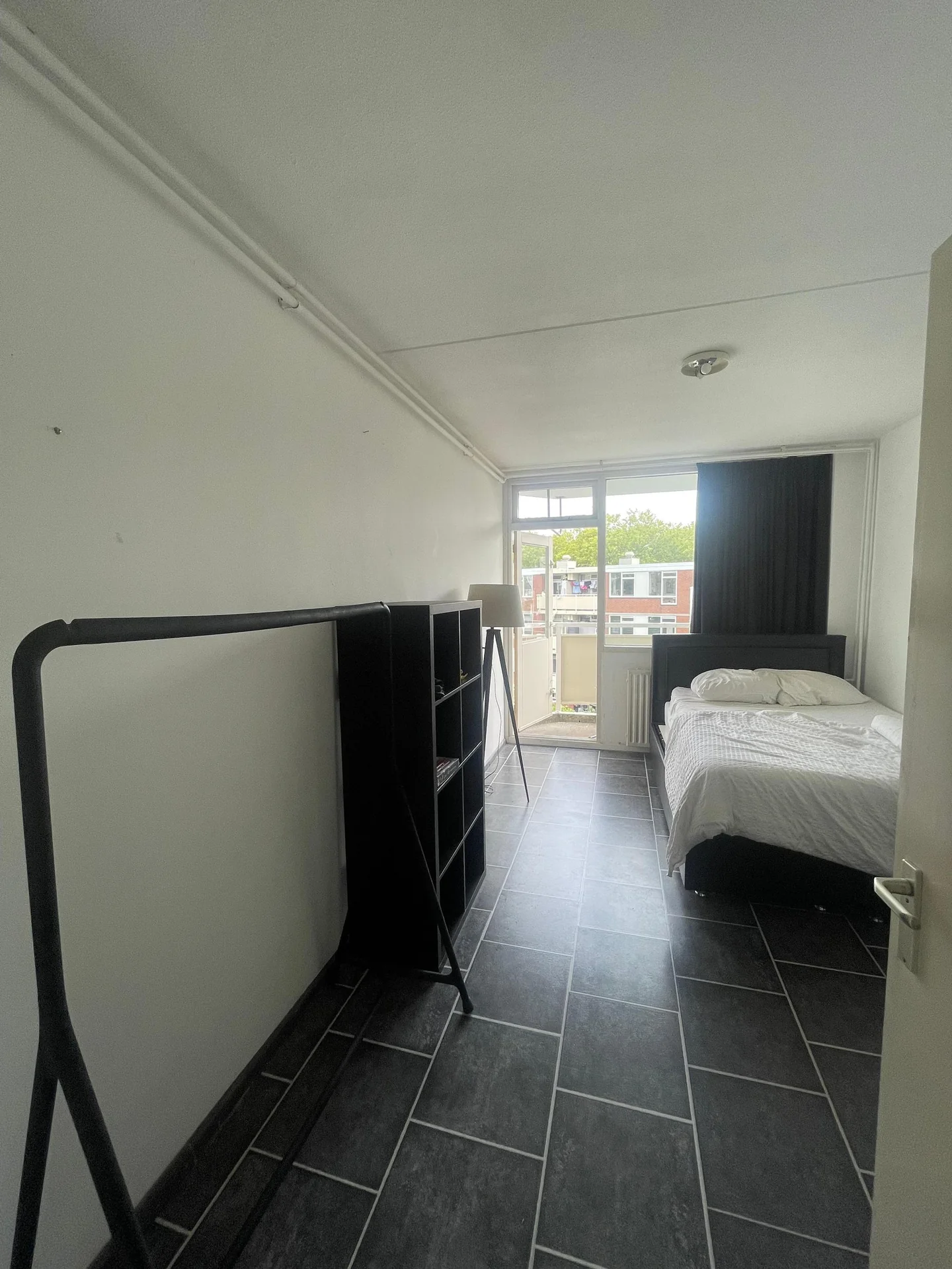 Foto van de Kamer gelegen aan de Riouwstraat in Amsterdam
