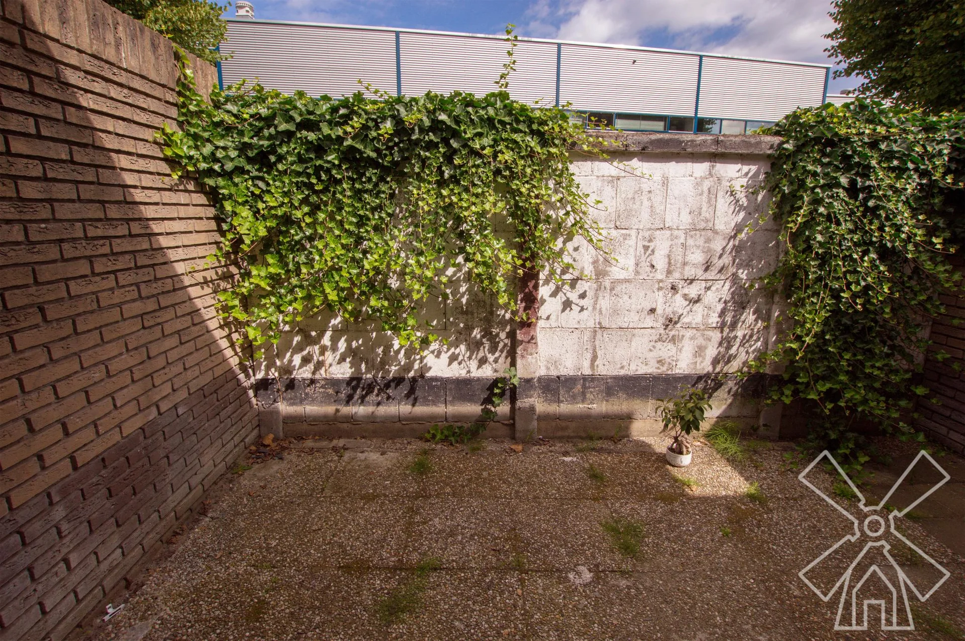 Foto van de Kamer gelegen aan de Lidewijdestraat in Den Haag