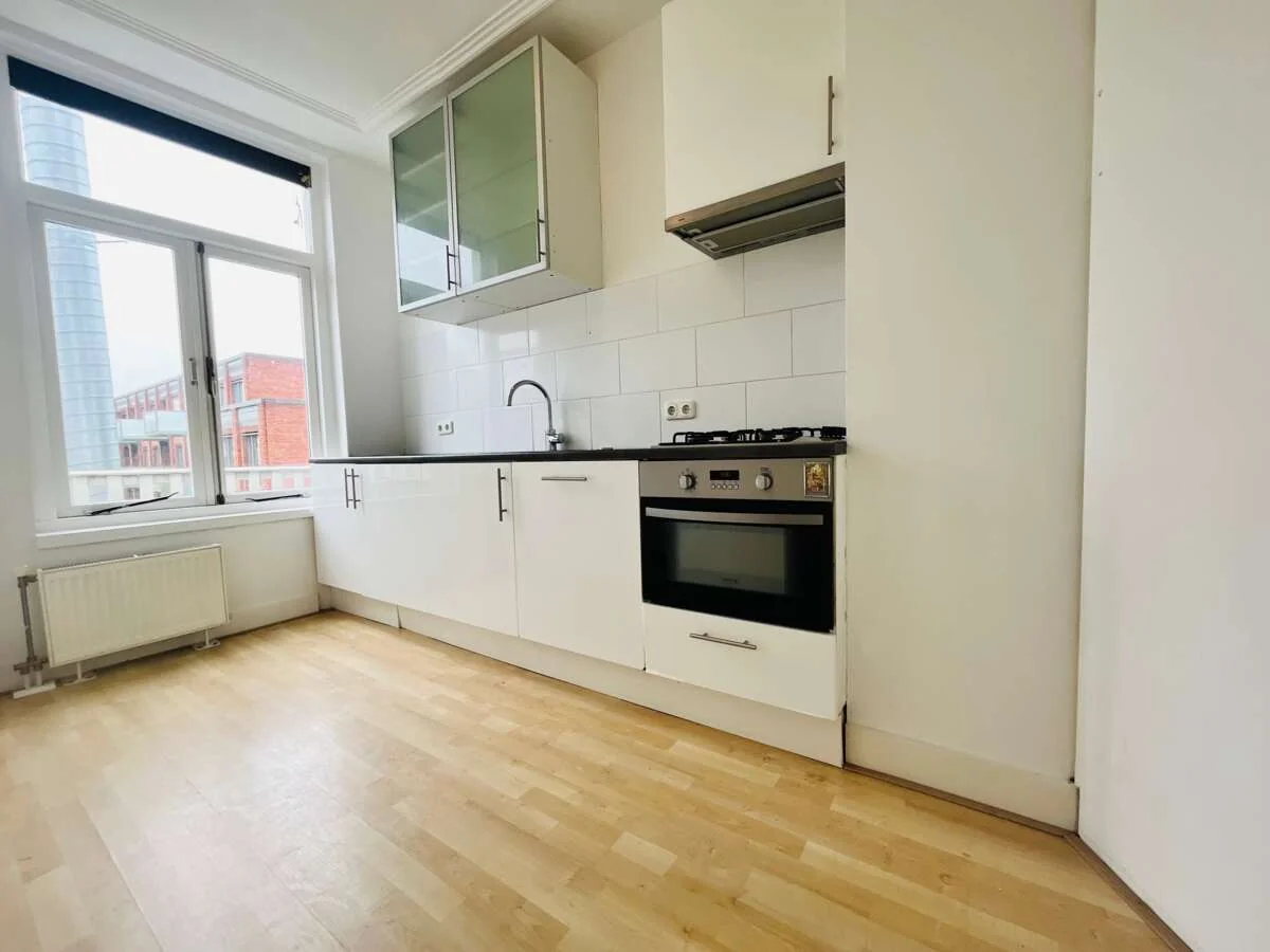 Foto van de Appartement gelegen aan de Prins Hendrikstraat in Den Haag