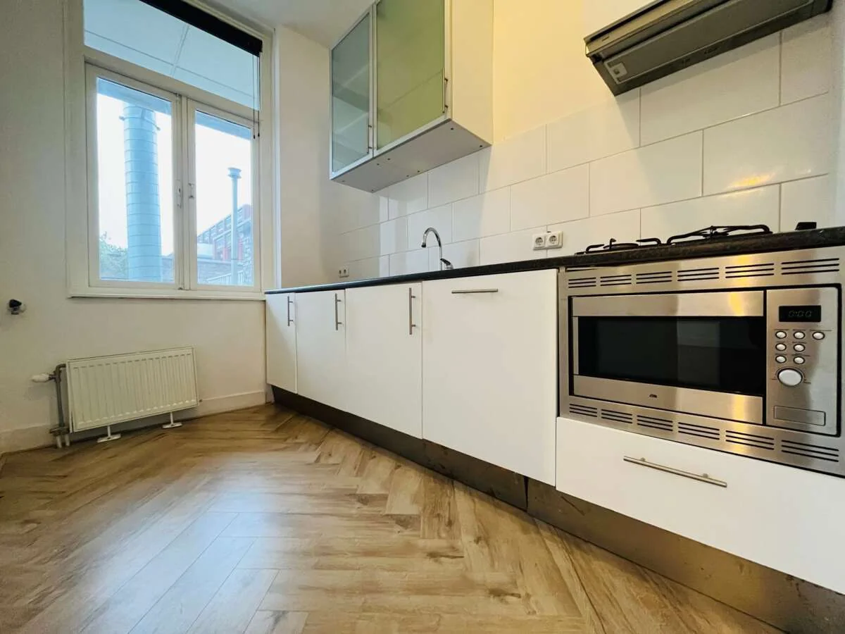 Foto van de Appartement gelegen aan de Prins Hendrikstraat in Den Haag