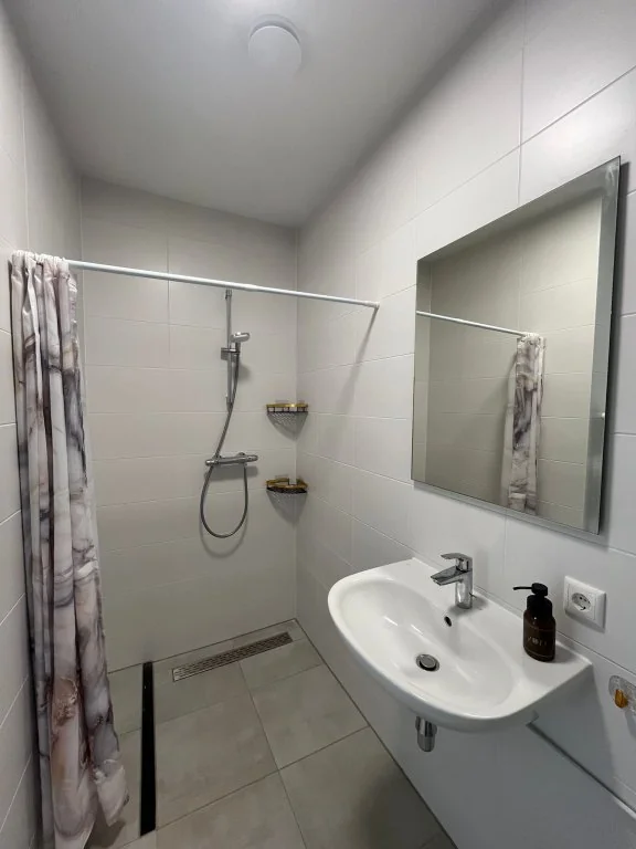 Foto van de Appartement gelegen aan de Helen Suzmanhof in Rotterdam