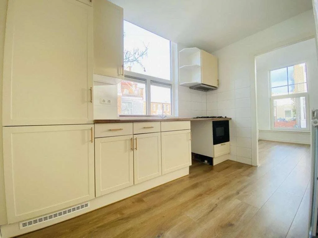 Foto van de Appartement gelegen aan de Ampèrestraat in Den Haag