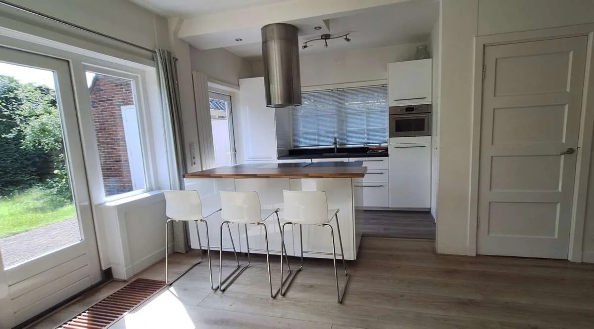 Foto van de Appartement gelegen aan de IJsbaanweg in Laren