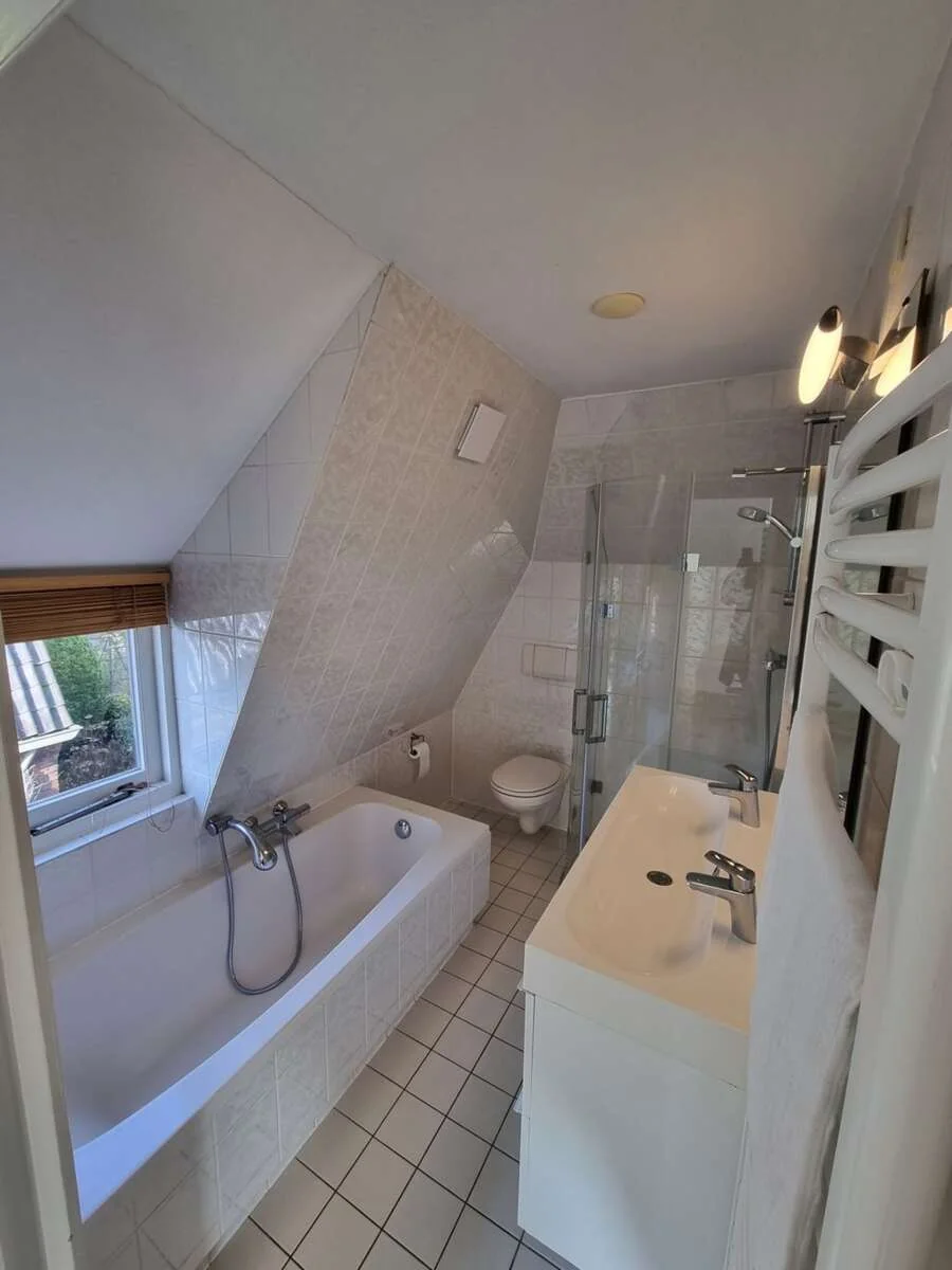 Foto van de Appartement gelegen aan de IJsbaanweg in Laren