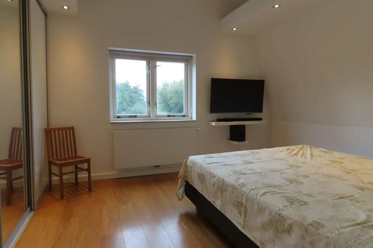 Foto van de Appartement gelegen aan de Kortenhoefsedijk in Kortenhoef