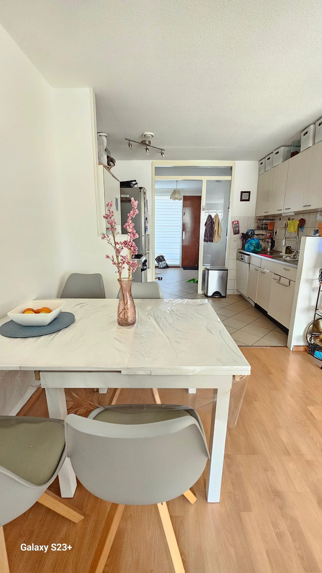 Foto van de Kamer gelegen aan de Van Oosterzeestraat in Rotterdam