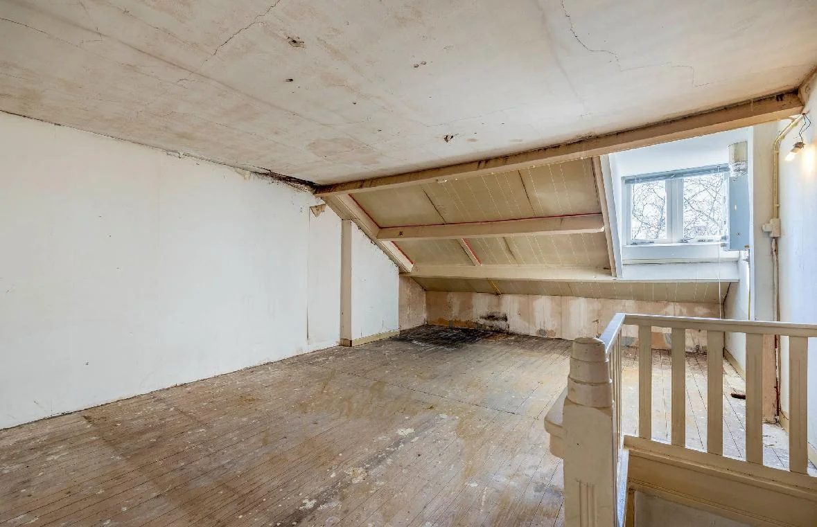 Foto van de Kamer gelegen aan de Mathenesserdijk in Rotterdam