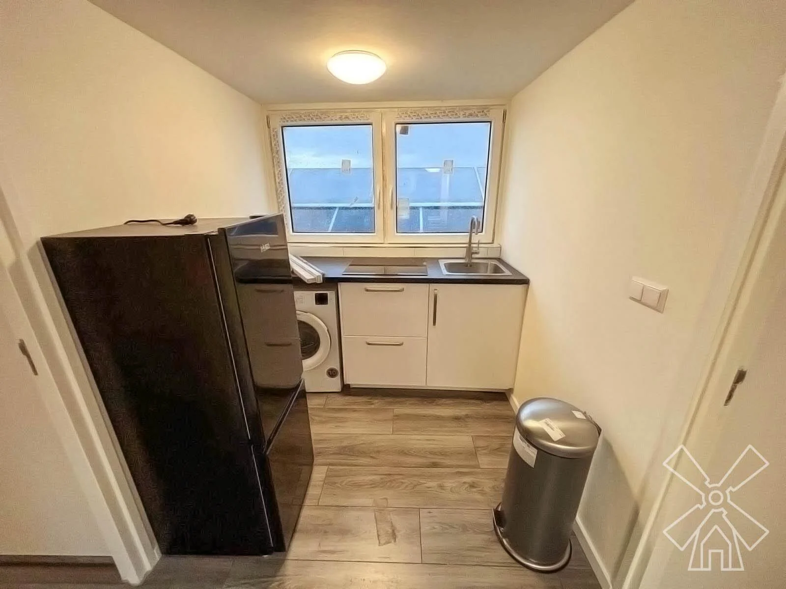Foto van de Kamer gelegen aan de Woelwijkstraat in Rotterdam