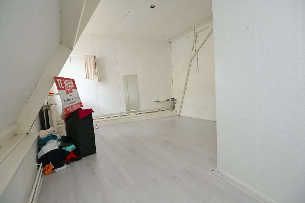 Foto van de Kamer gelegen aan de Meeuwerderweg in Groningen