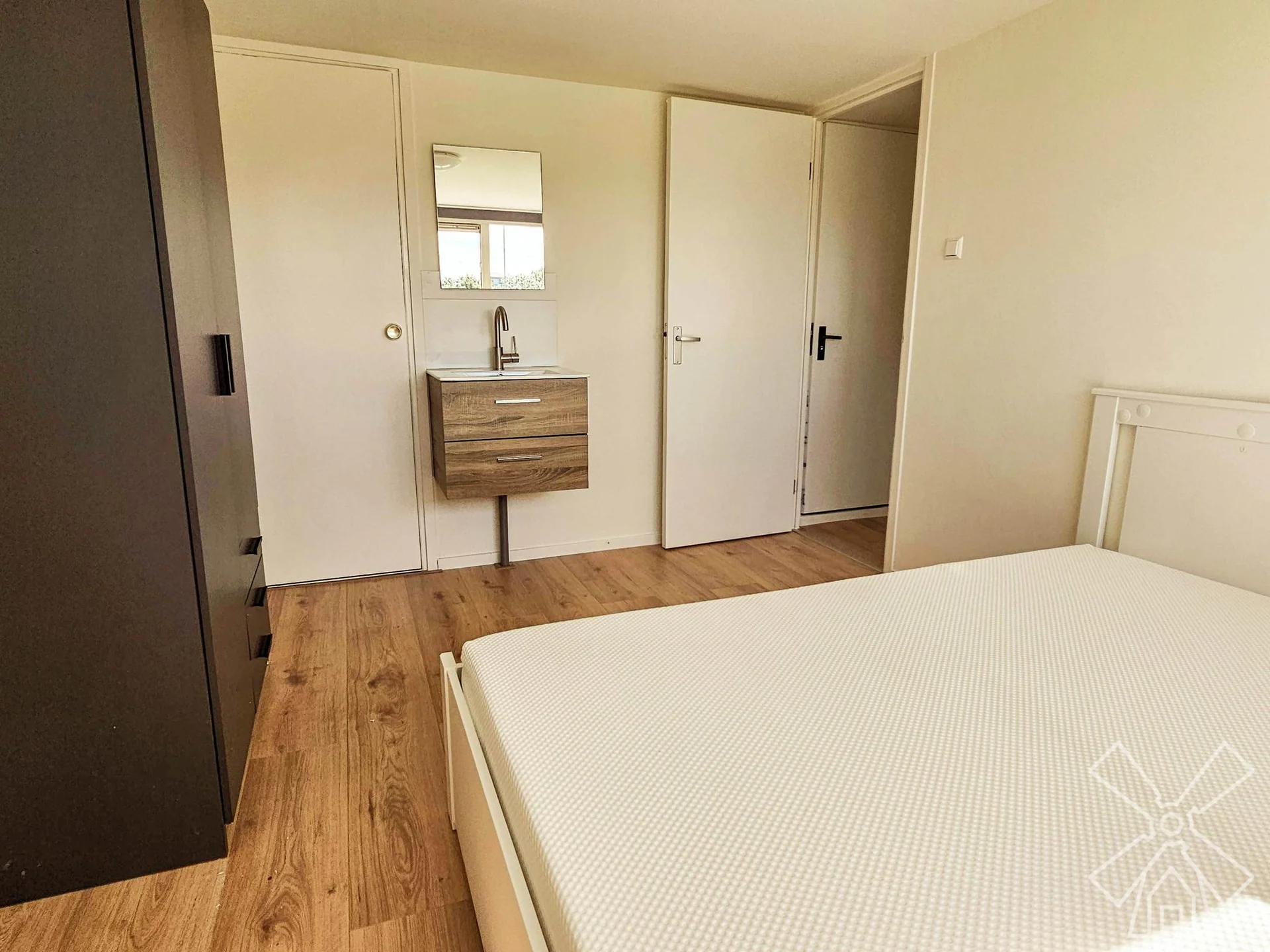 Foto van de Kamer gelegen aan de Burgemeester van Slijpelaan in Rotterdam