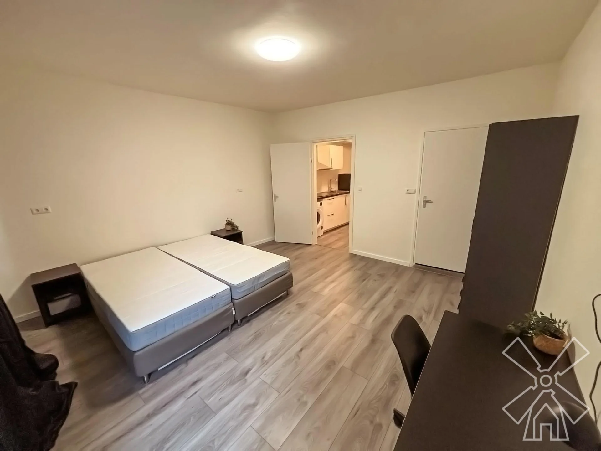 Foto van de Appartement gelegen aan de Woelwijkstraat in Rotterdam