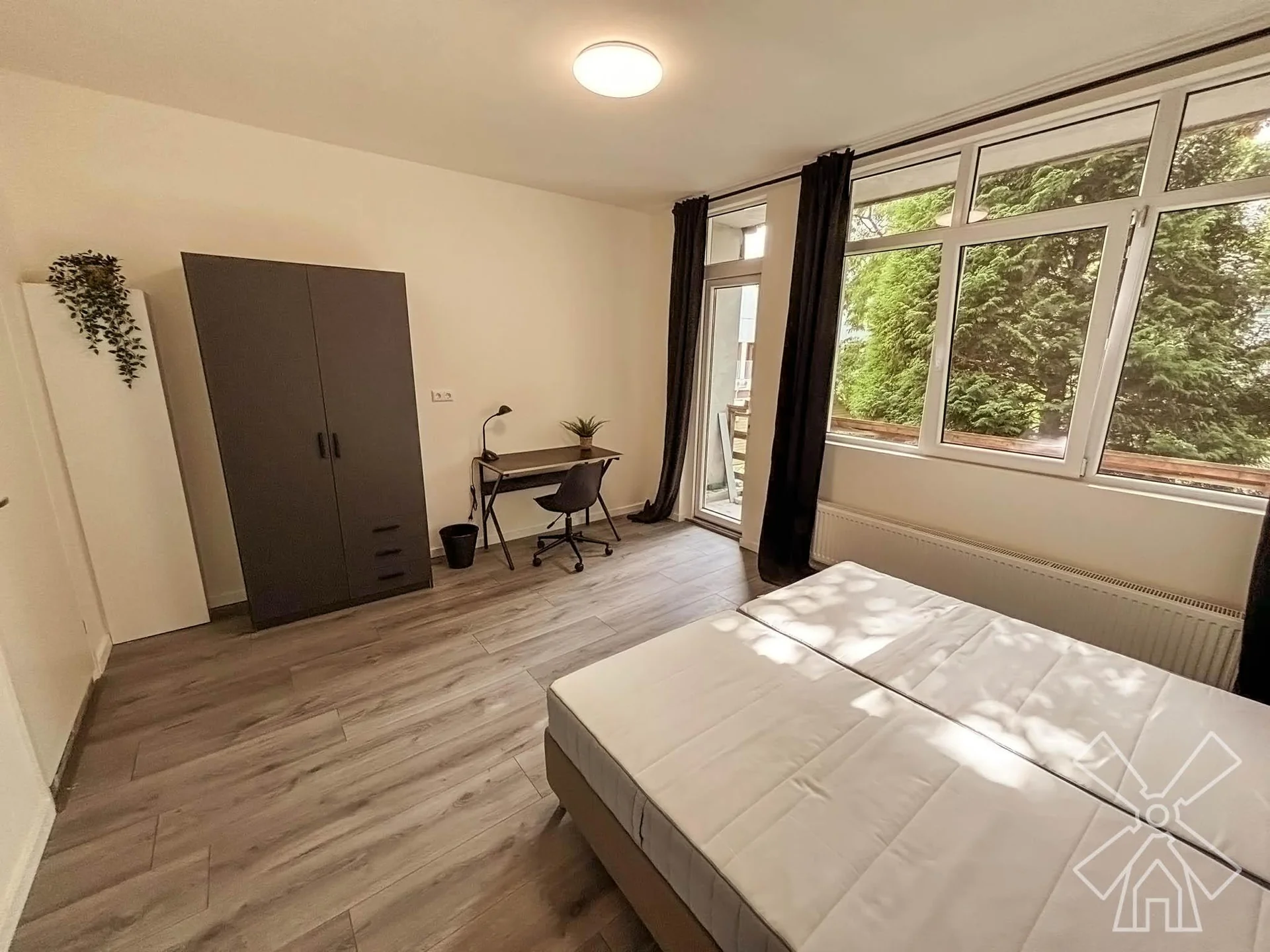 Foto van de Appartement gelegen aan de Woelwijkstraat in Rotterdam