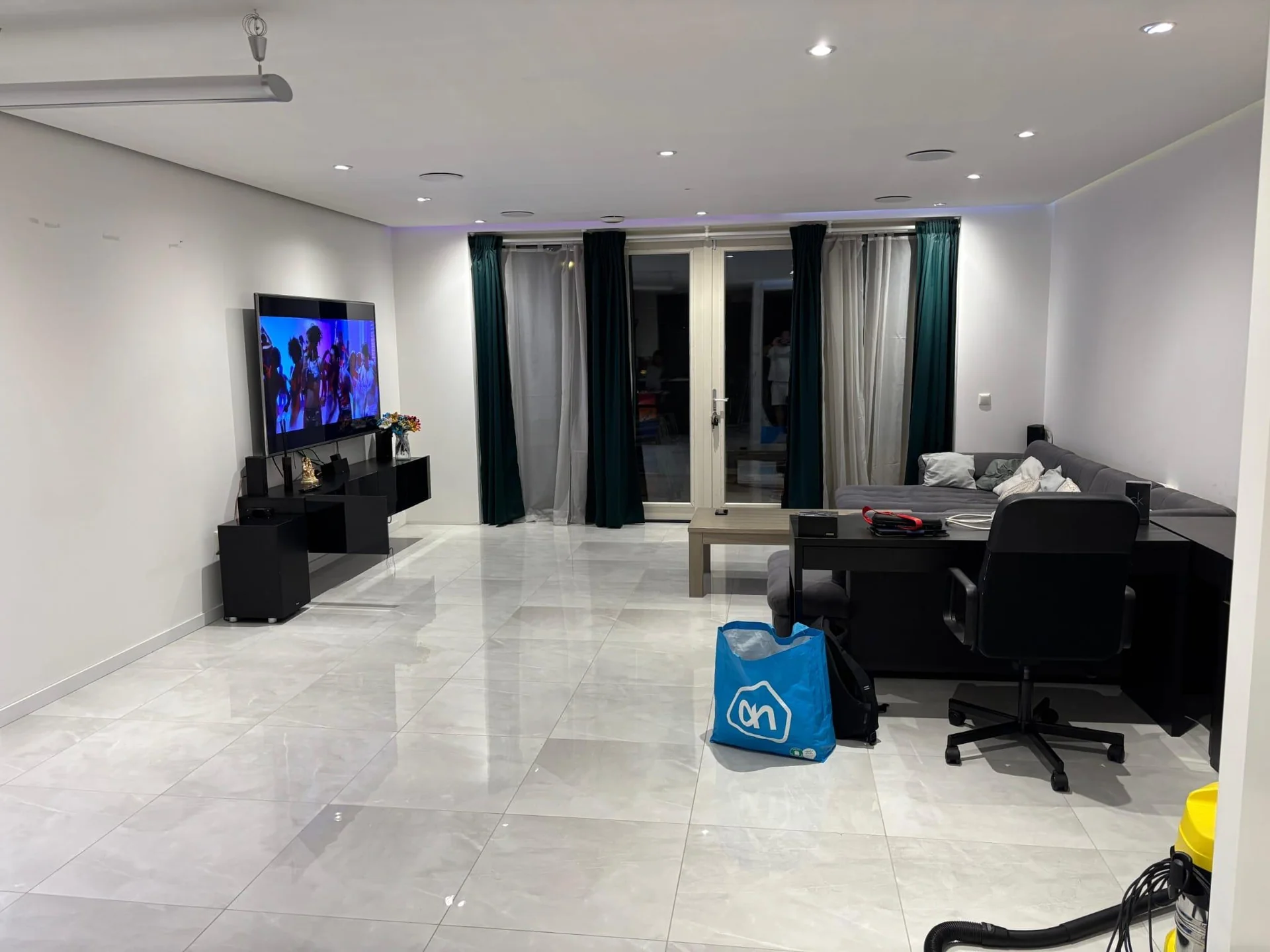 Foto van de Kamer gelegen aan de Karimunstraat in Rotterdam