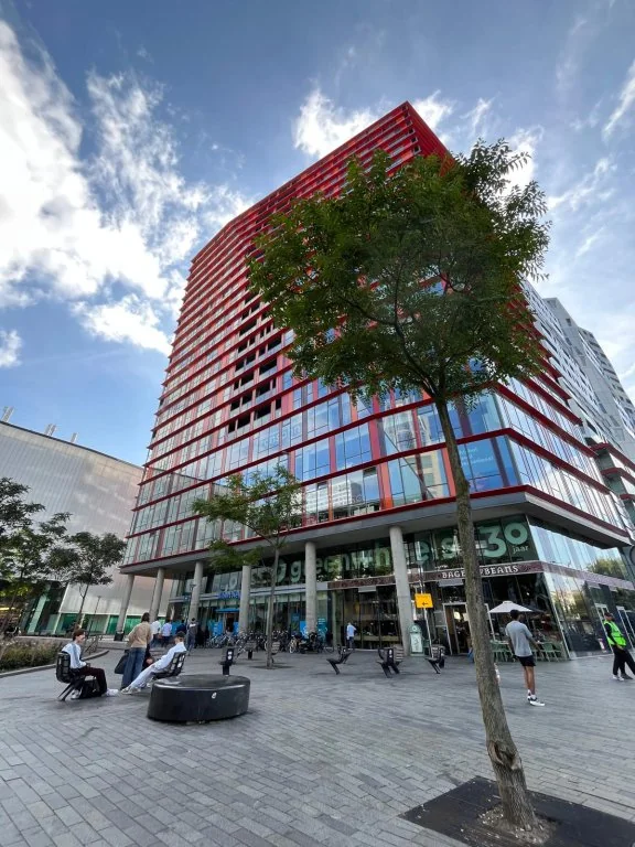Foto van de Appartement gelegen aan de Kruisplein in Rotterdam