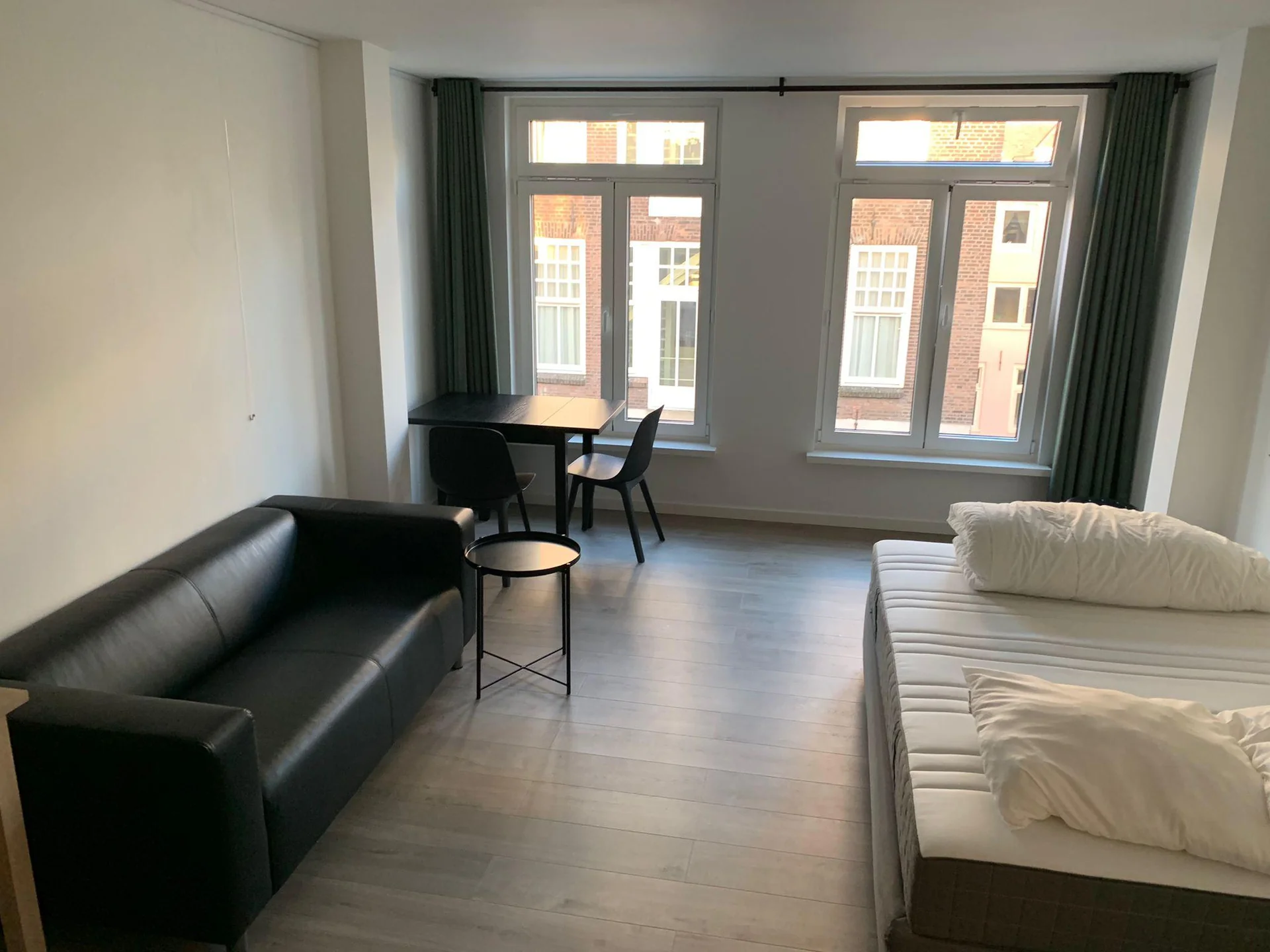 Foto van de Appartement gelegen aan de Lange Leidsedwarsstraat in Amsterdam