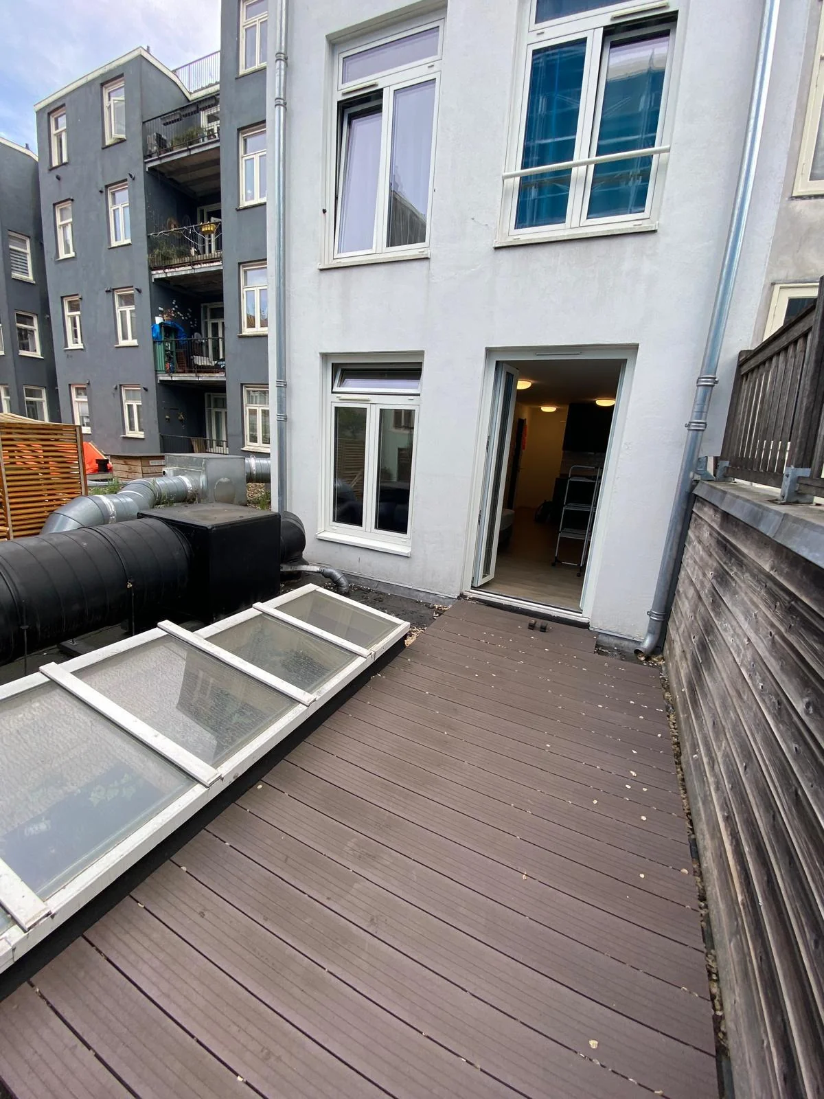 Foto van de Appartement gelegen aan de Lange Leidsedwarsstraat in Amsterdam
