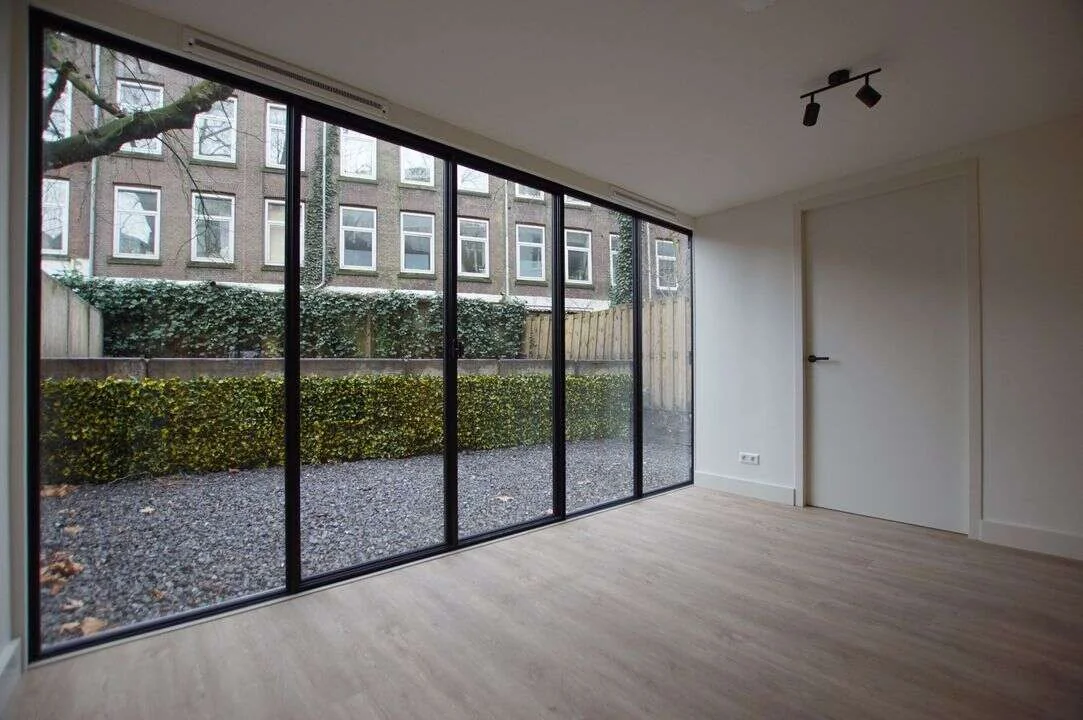 Foto van de Appartement gelegen aan de Schiedamsesingel in Rotterdam