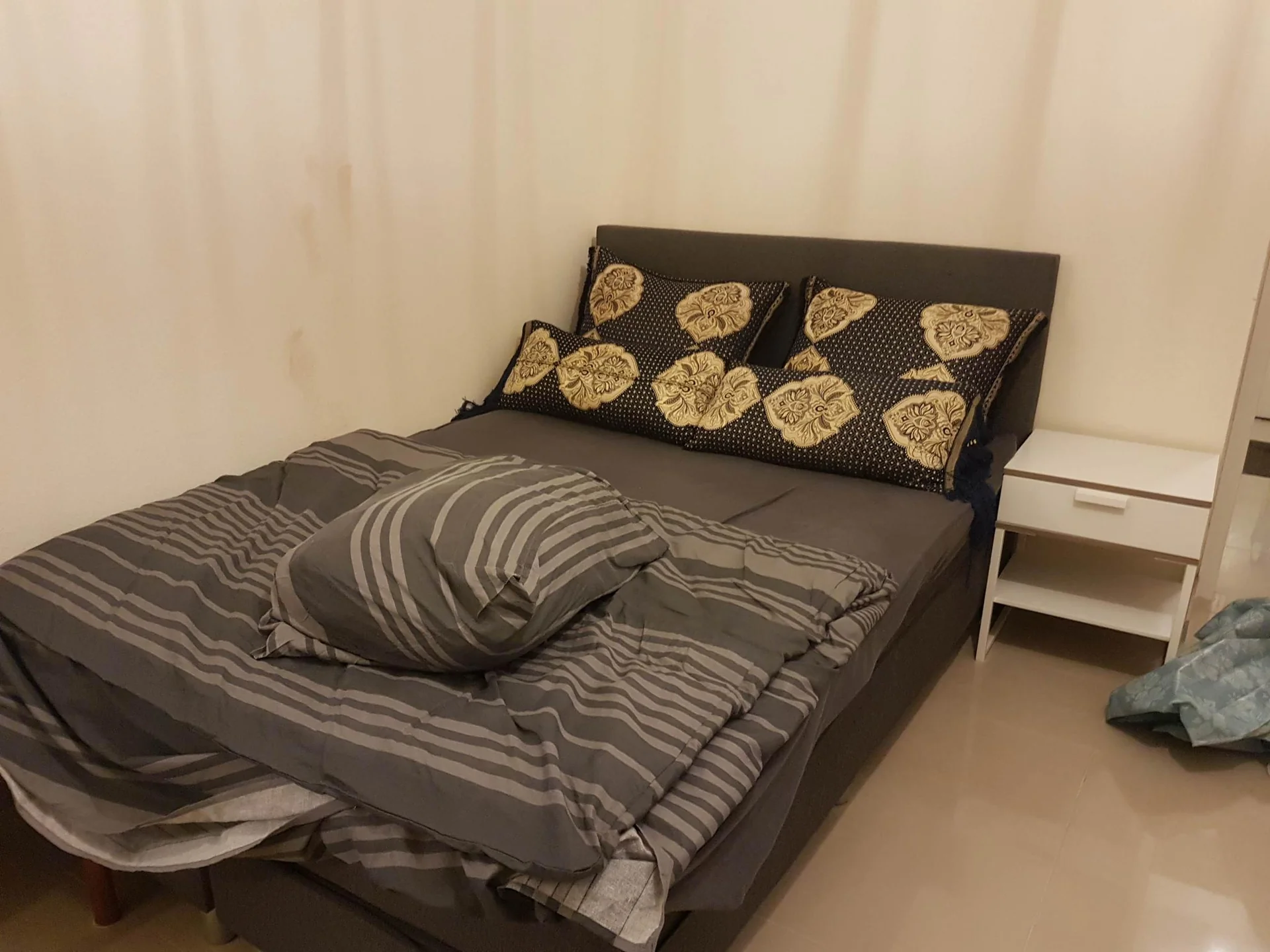 Foto van de Kamer gelegen aan de Willem Heselaarsstraat in Amsterdam