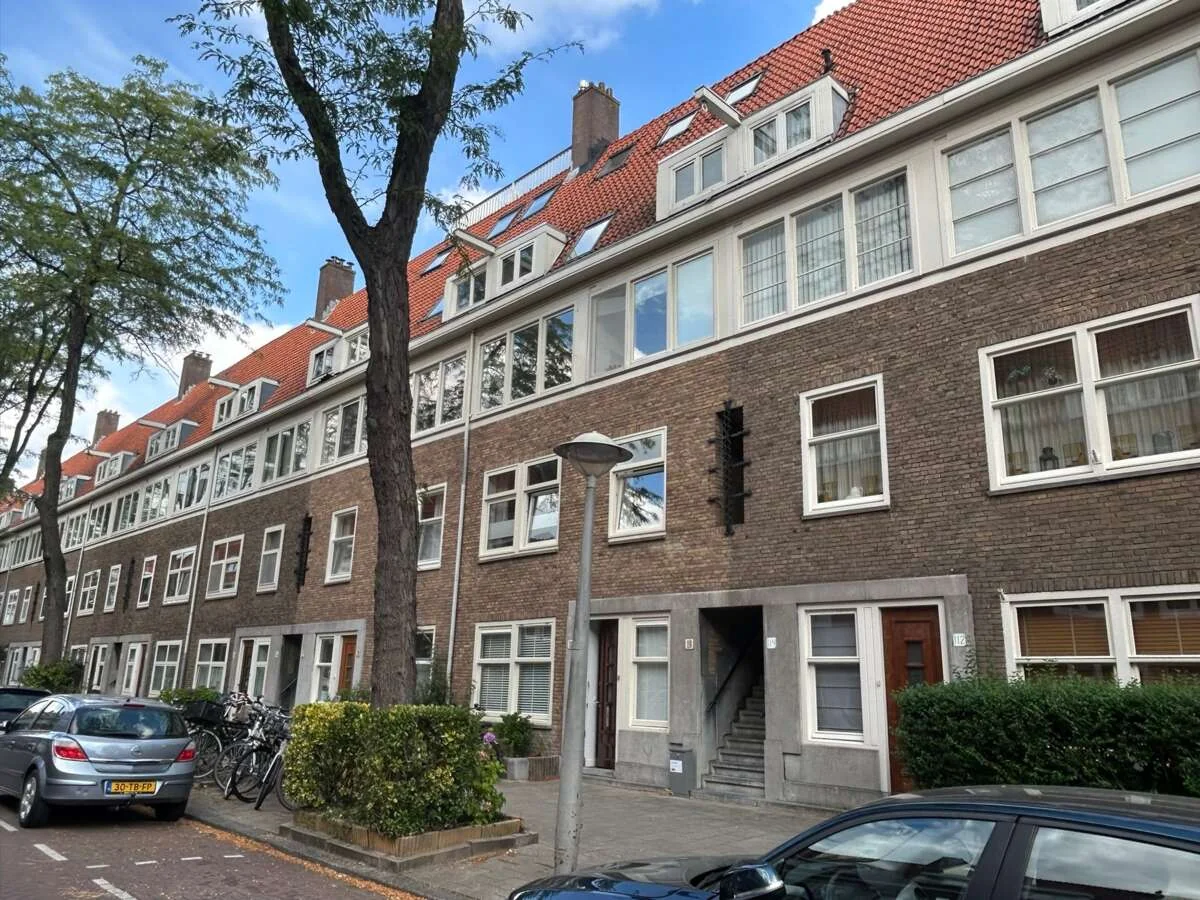 Foto van de Appartement gelegen aan de Paramaribostraat in Amsterdam