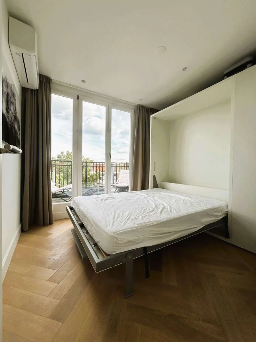 Foto van de Appartement gelegen aan de Paramaribostraat in Amsterdam