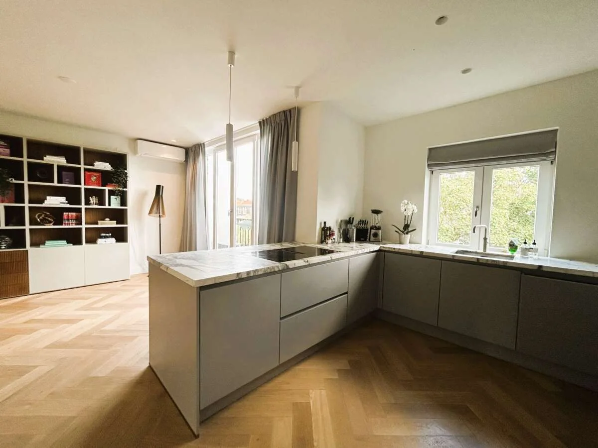 Foto van de Appartement gelegen aan de Paramaribostraat in Amsterdam