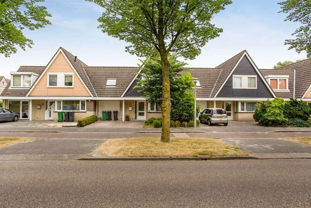 Foto van de Appartement gelegen aan de Bertha von Suttnerlaan in Amstelveen