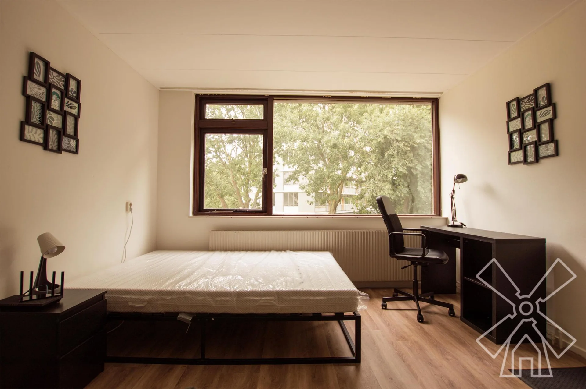 Foto van de Kamer gelegen aan de Elviraland in Den Haag