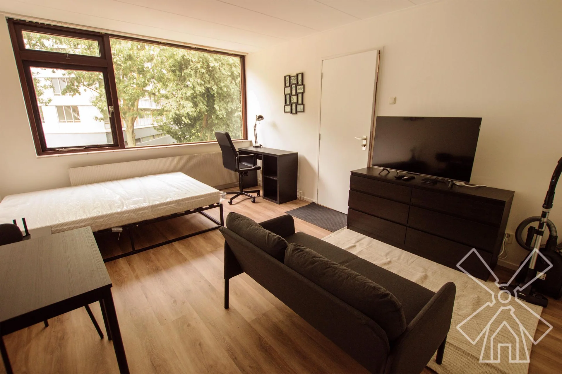 Foto van de Kamer gelegen aan de Elviraland in Den Haag