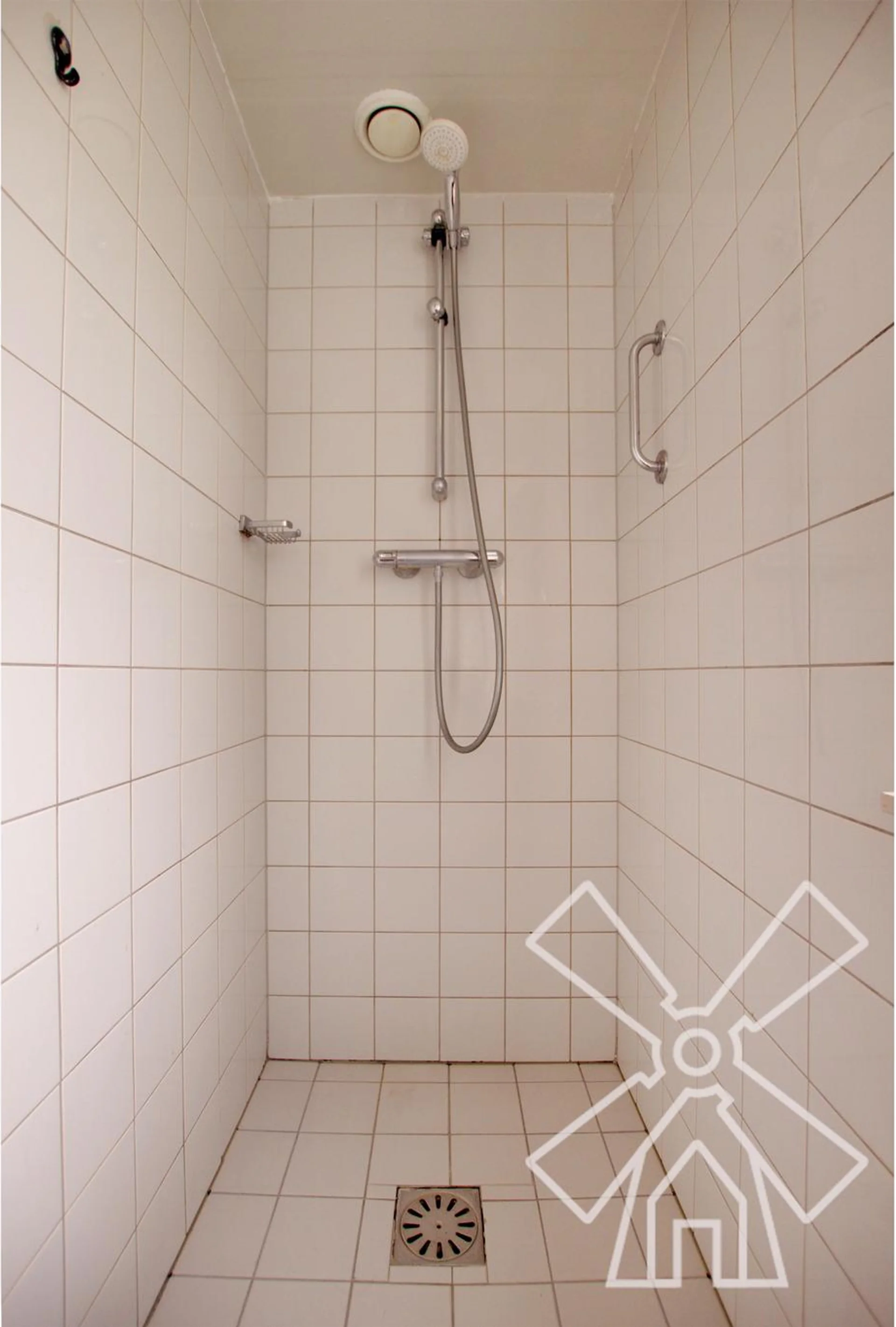 Foto van de Kamer gelegen aan de Elviraland in Den Haag