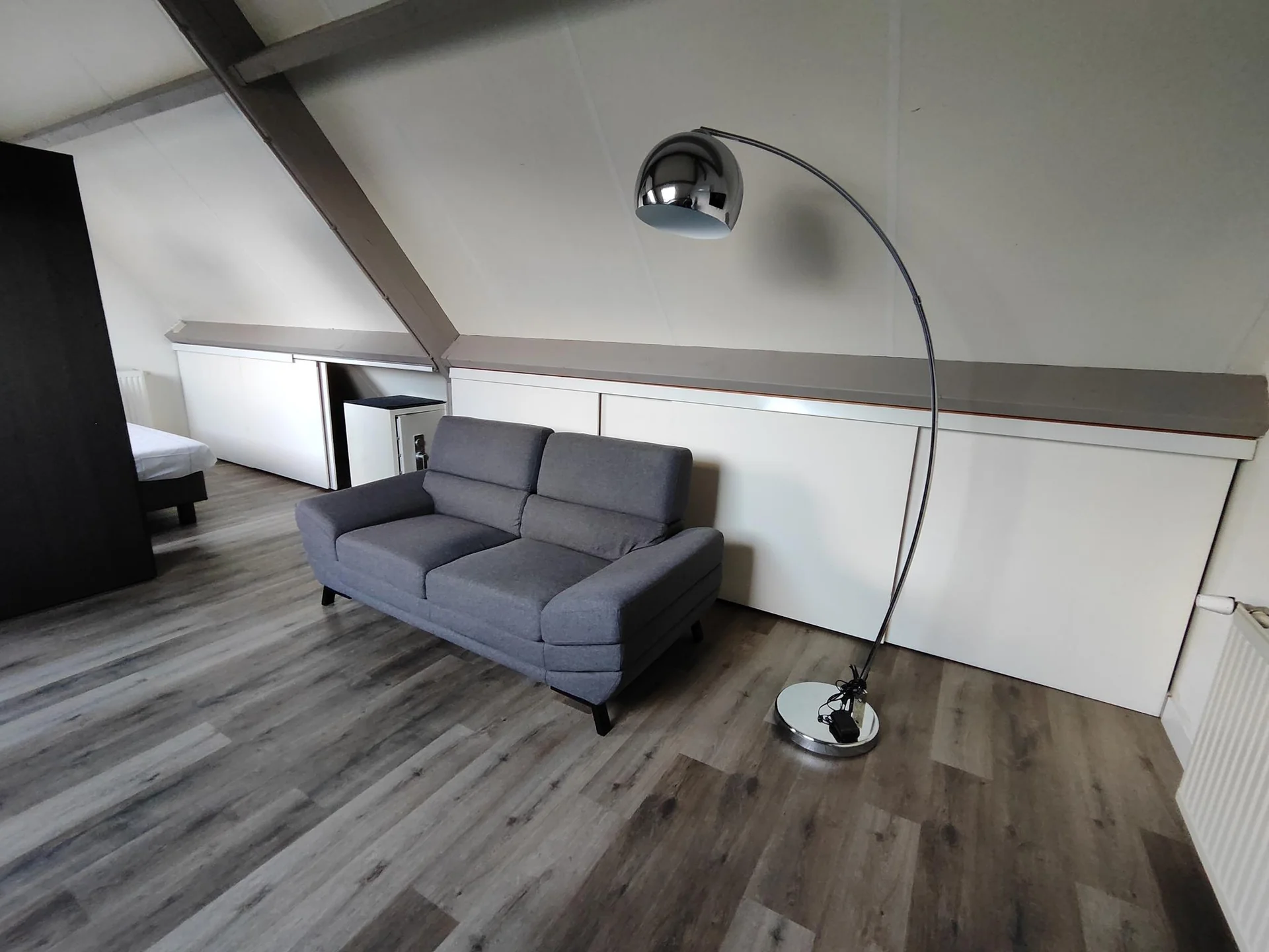 Foto van de Studio gelegen aan de Maarsseveensevaart in Maarssen