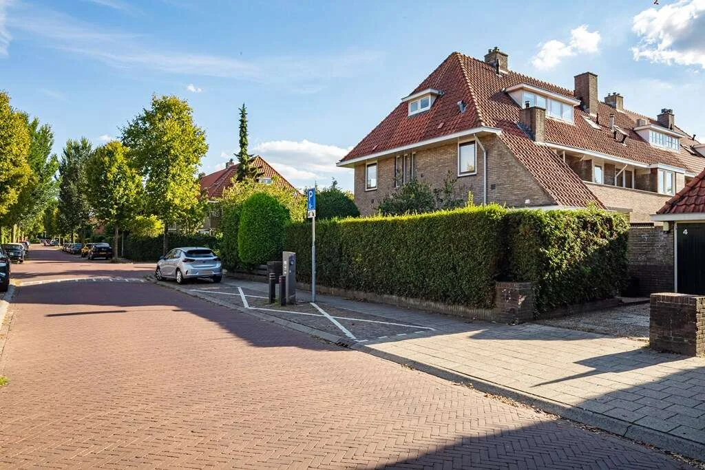 Foto van de Appartement gelegen aan de Bisonstraat in Bussum