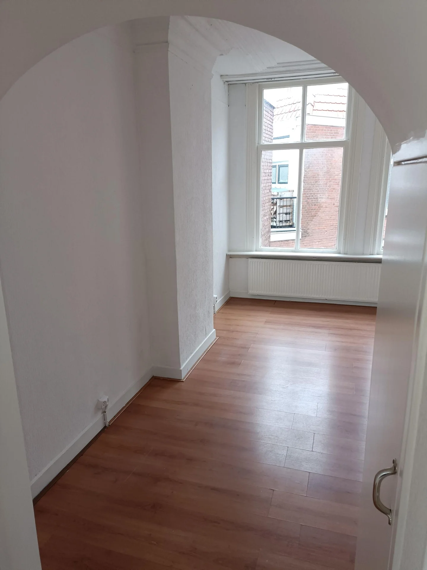 Foto van de Kamer gelegen aan de Valkenboslaan in Den Haag