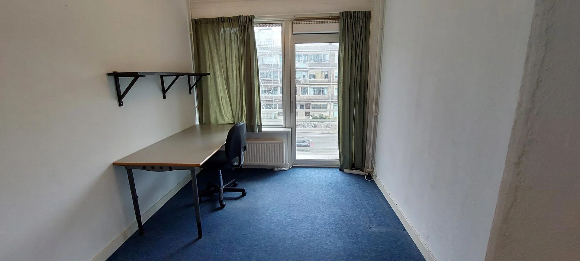 Foto van de Kamer gelegen aan de Statenweg in Rotterdam
