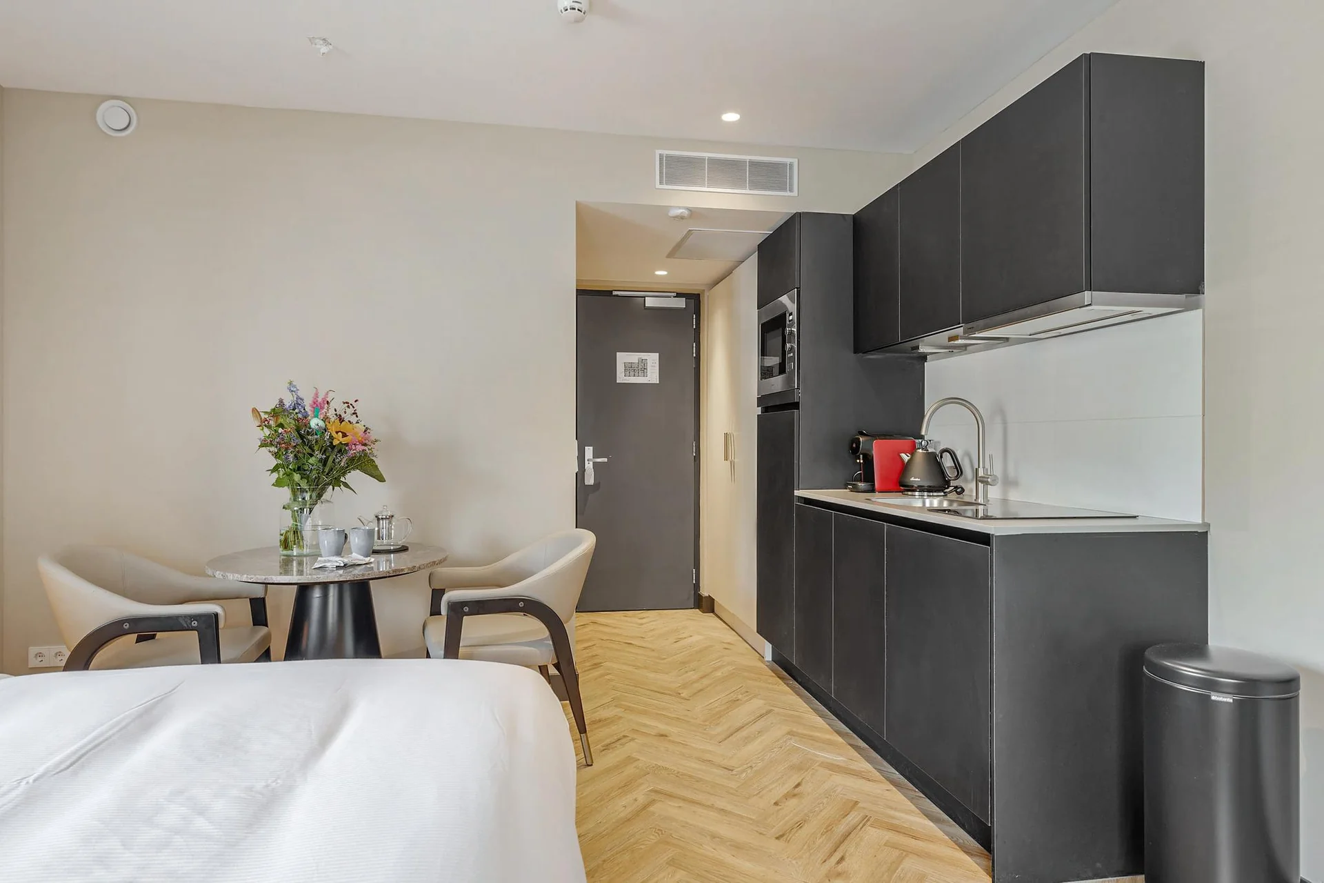 Foto van de Studio gelegen aan de Anton Waldorpstraat in Amsterdam