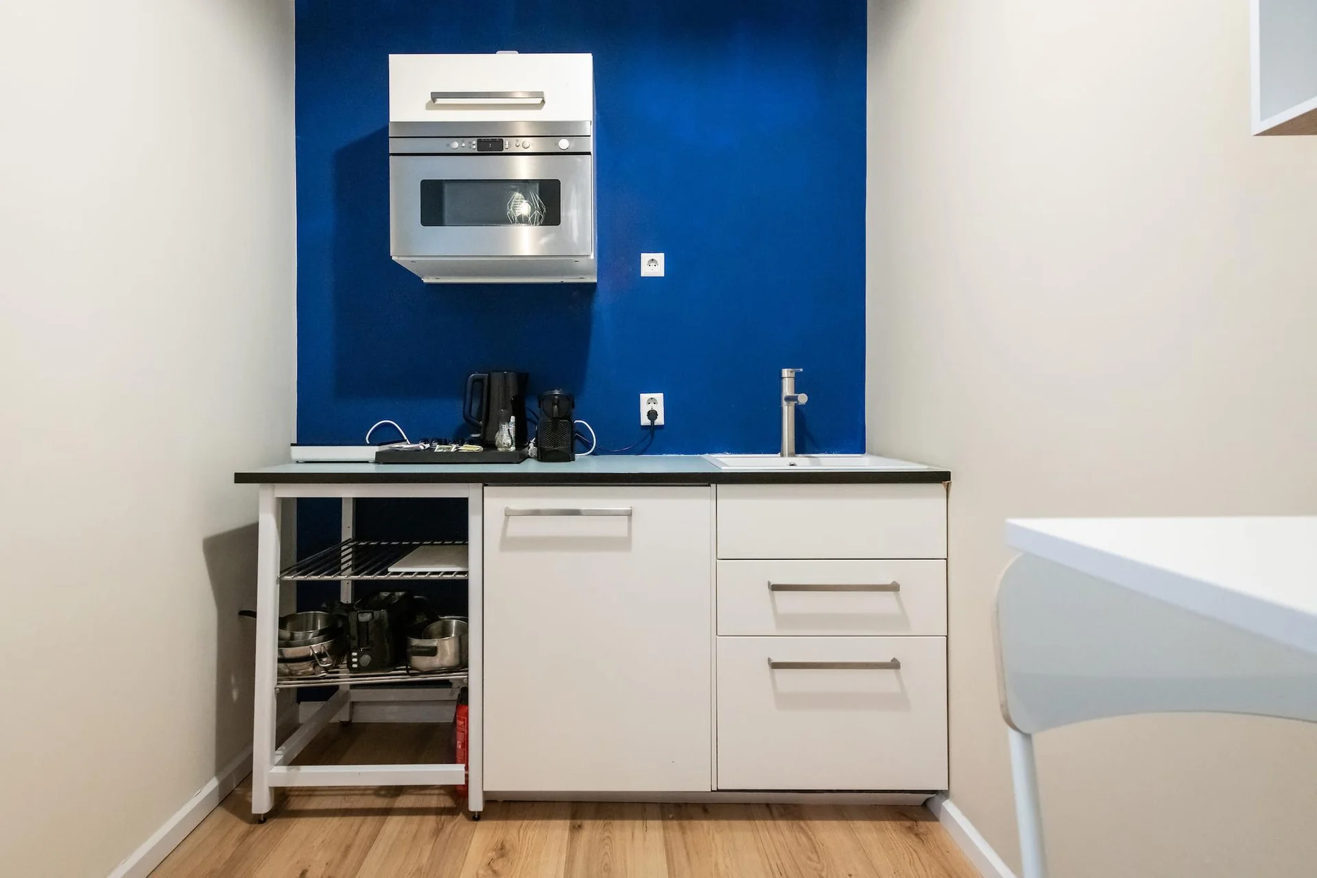 Foto van de Studio gelegen aan de Kaasjeskruidstraat in Amsterdam