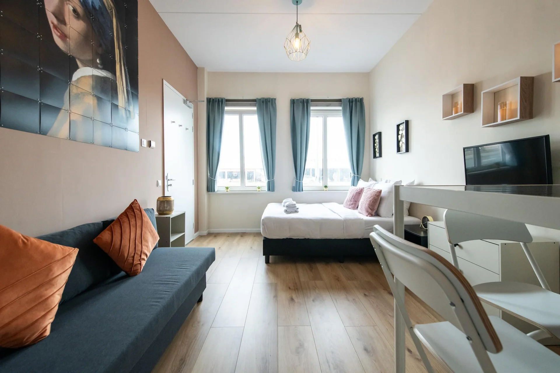 Foto van de Appartement gelegen aan de Klaprozenweg in Amsterdam