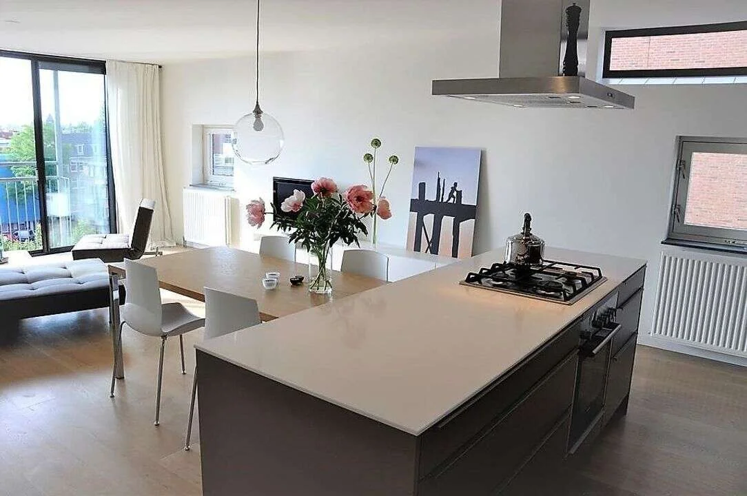 Foto van de Appartement gelegen aan de Donker Curtiusstraat in Amsterdam