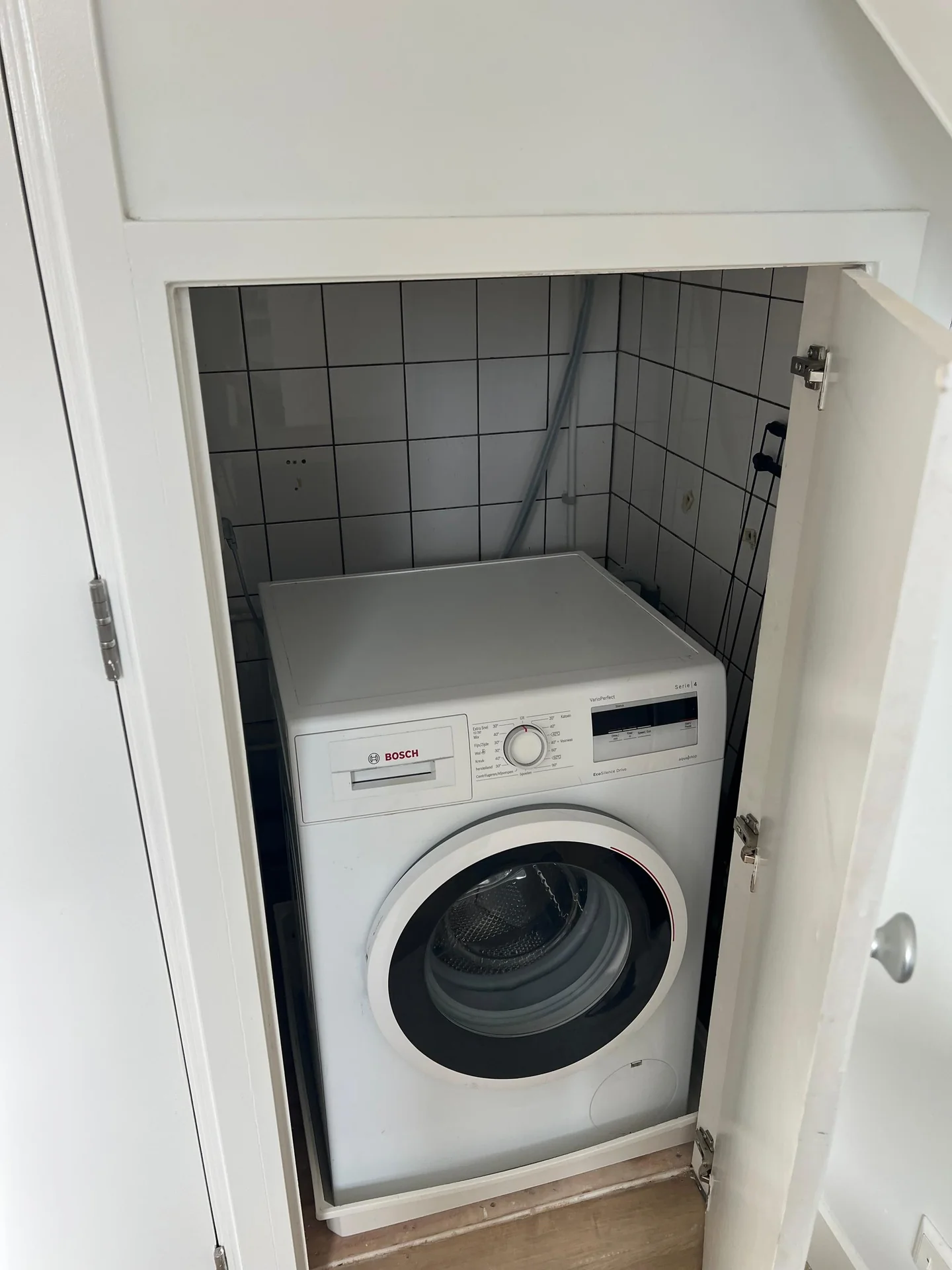 Foto van de Studio gelegen aan de Van Tuyll van Serooskerkenweg in Amsterdam
