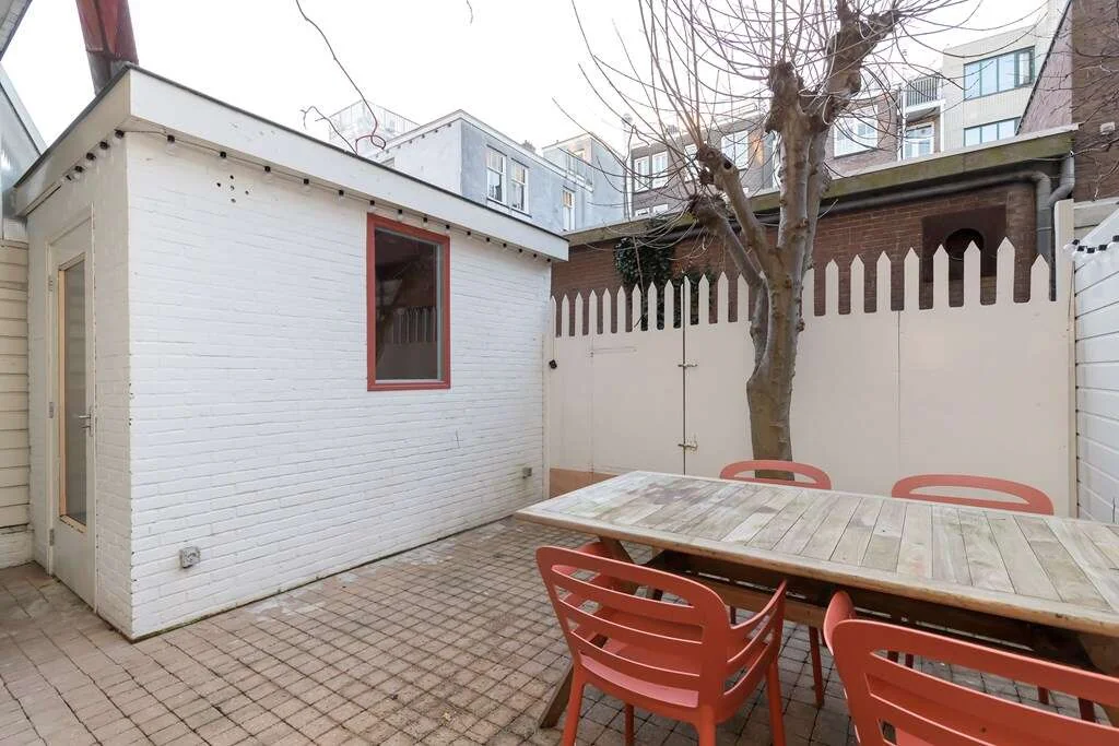 Foto van de Appartement gelegen aan de Eerste Helmersstraat in Amsterdam