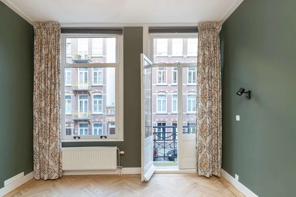 Foto van de Appartement gelegen aan de Eerste Helmersstraat in Amsterdam