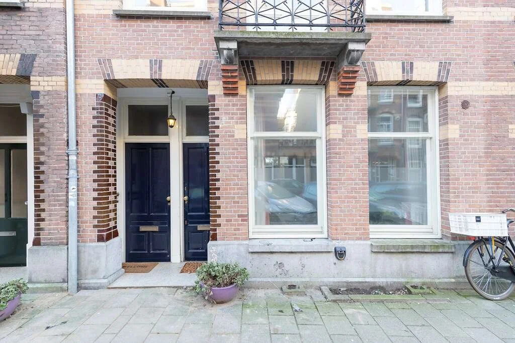 Foto van de Appartement gelegen aan de Eerste Helmersstraat in Amsterdam