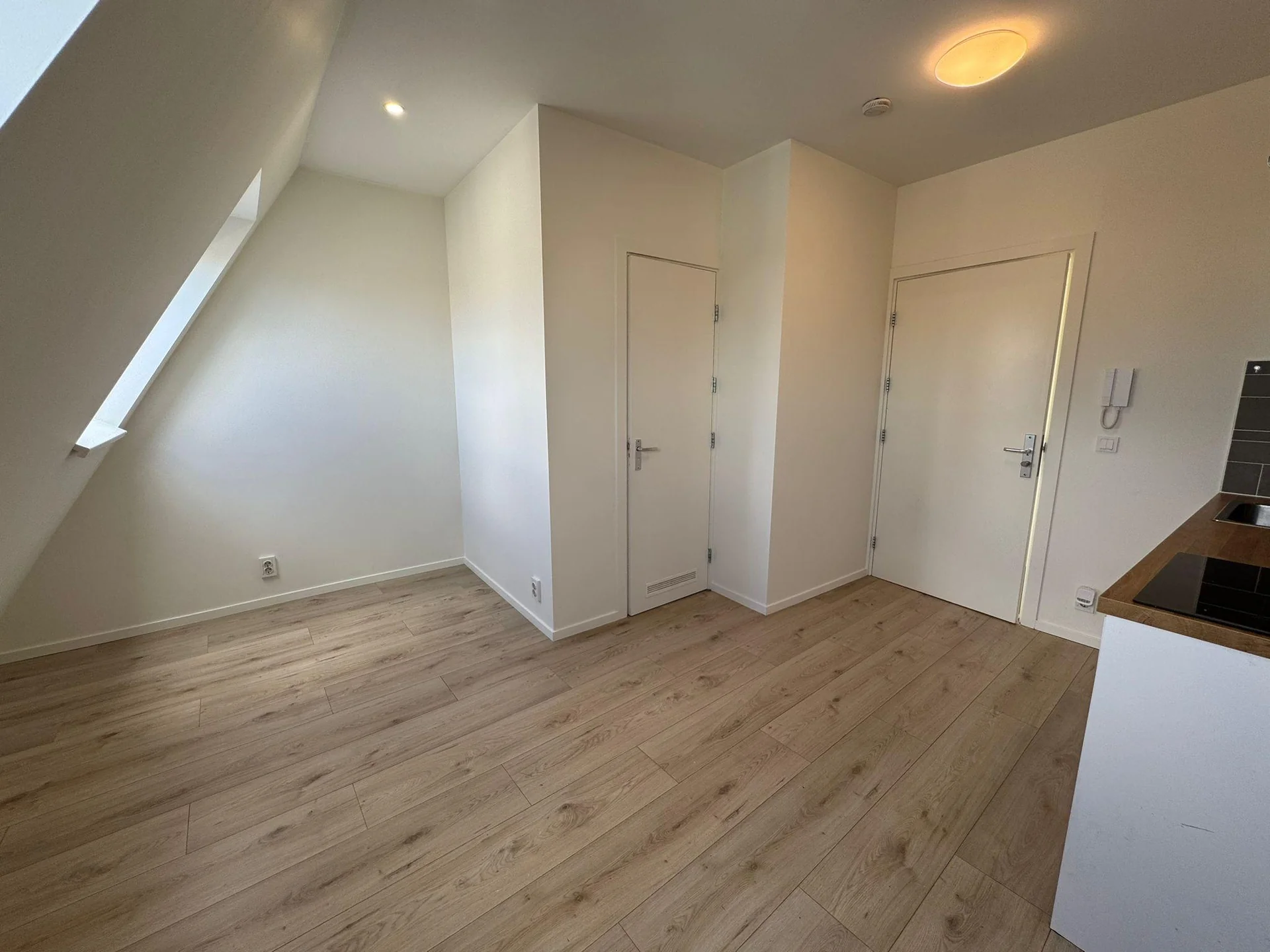 Foto van de Kamer gelegen aan de Zaanstraat in Den Haag