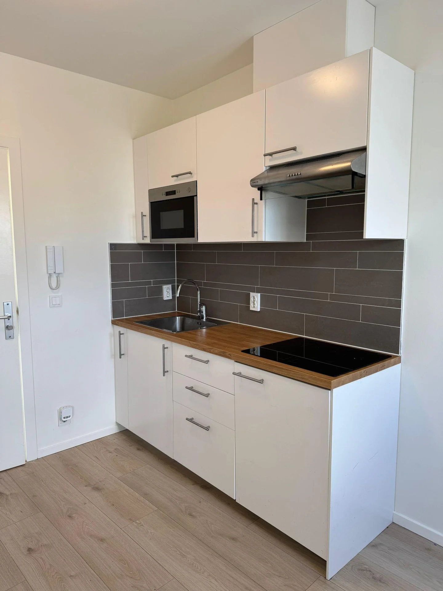 Foto van de Kamer gelegen aan de Zaanstraat in Den Haag