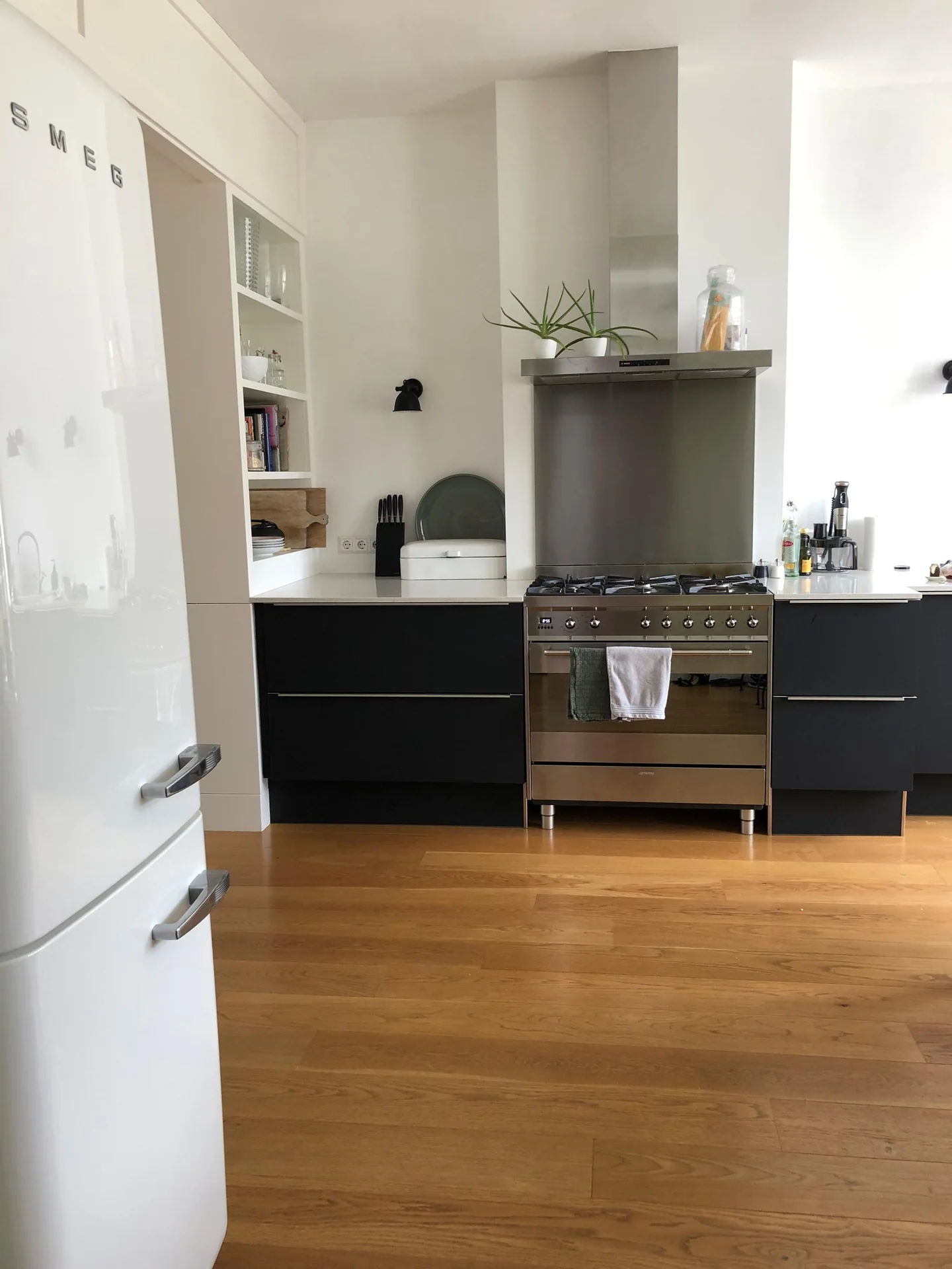 Foto van de Appartement gelegen aan de Hogeweg in Amsterdam