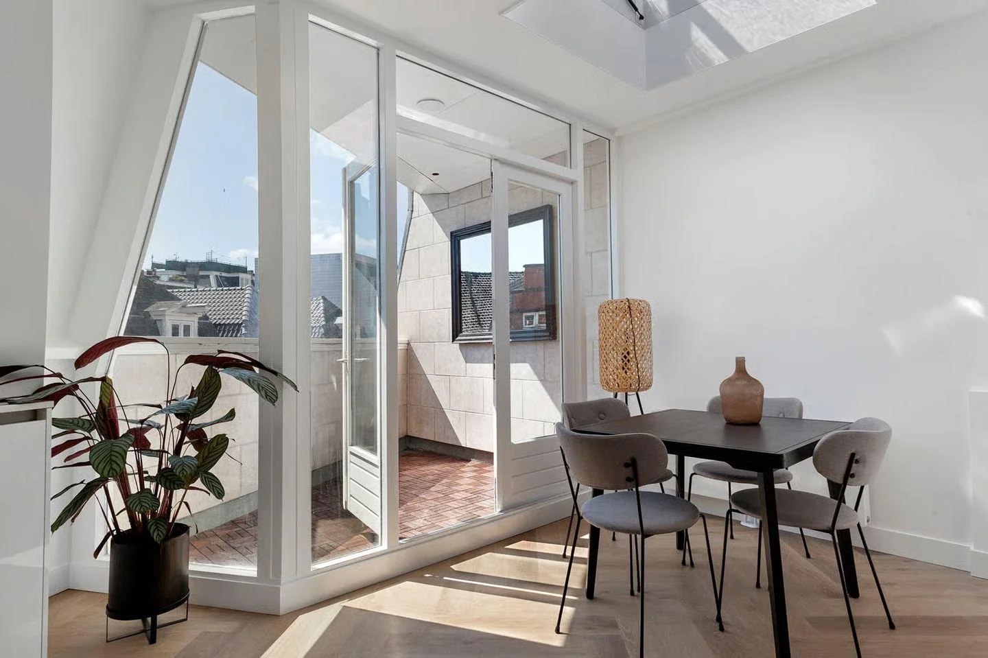 Foto van de Appartement gelegen aan de Tweede Jacob van Campenstraat in Amsterdam