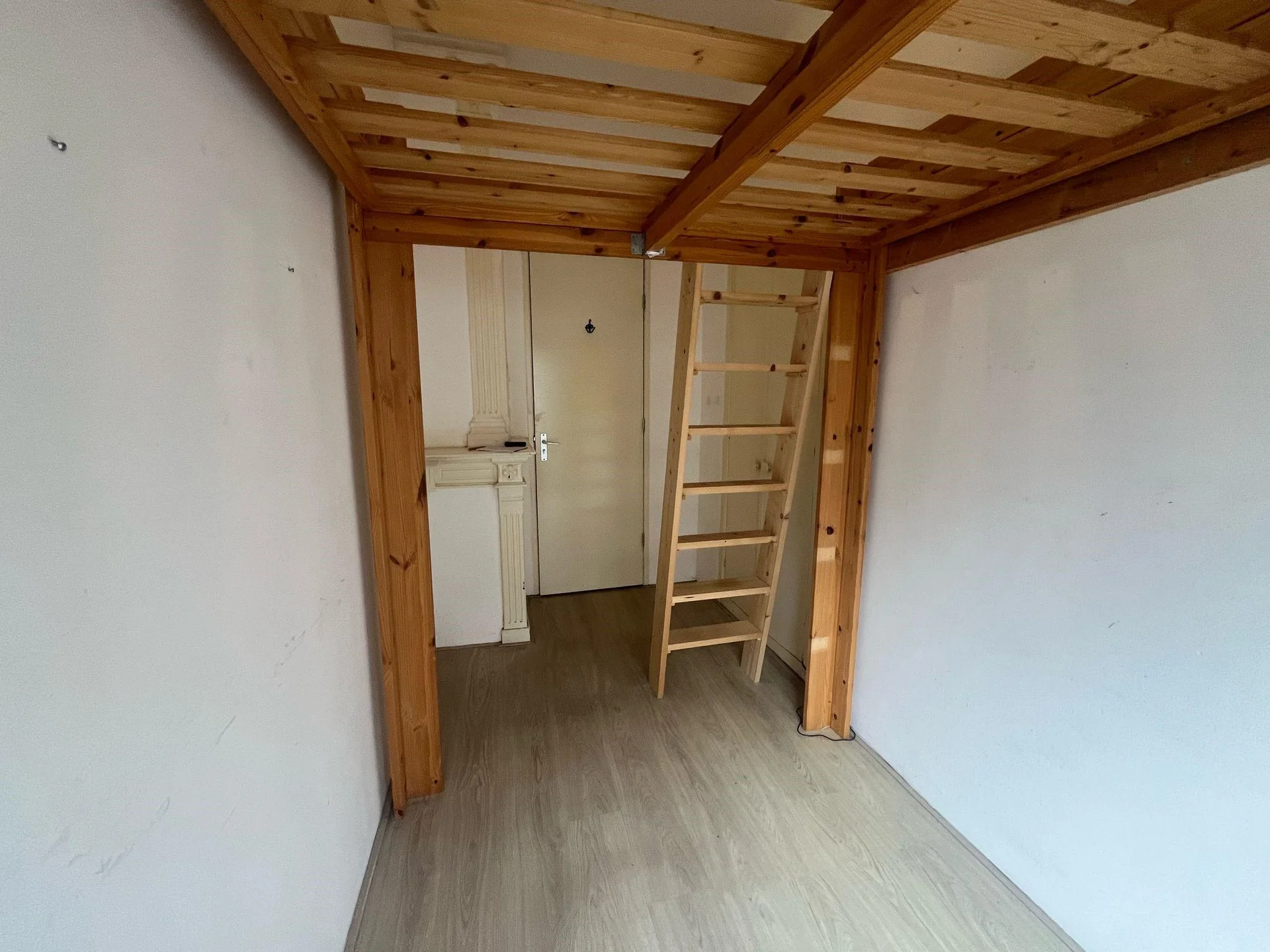 Foto van de Kamer gelegen aan de Nieuwe Blekerstraat in Groningen